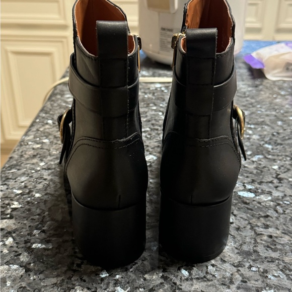 Coach boots in size 9 - Picture 4 of 7